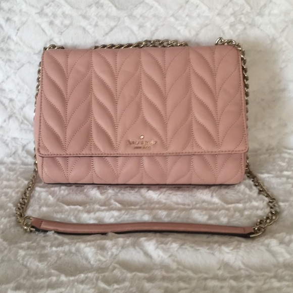 kate spade Handbags - NWOT Kate Spade Purse